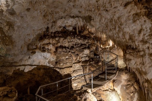Σπήλαιο Πραμάντων «Ανεμότρυπα»
